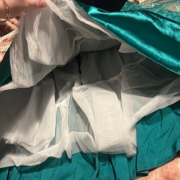 Dolls Kill Ariel Costume - Picture 6 of 14